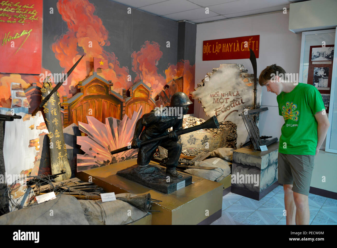 Examensarbeit, Museum fuer Militaergeschichte, Dien Bien Phu, Hanoi, Vietnam Stockfoto