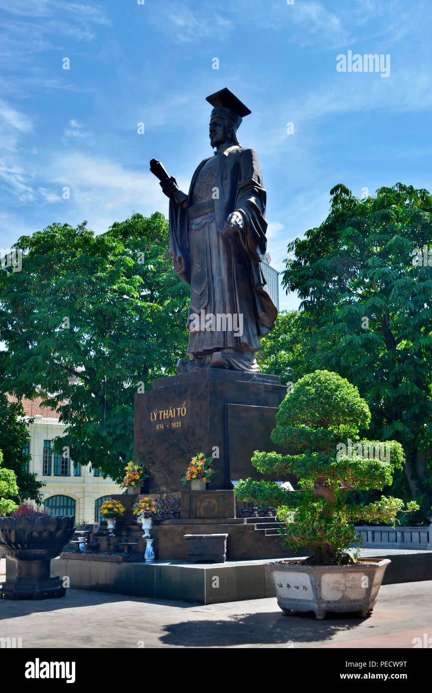 - Ly-Thai To-Denkmal, Hanoi, Vietnam Stockfoto