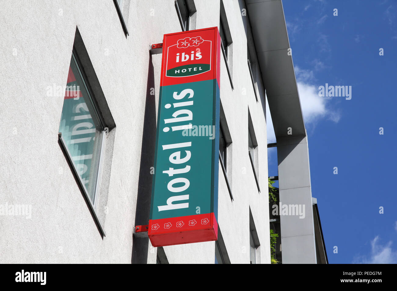 Wien - 6. SEPTEMBER: Ibis Hotel am 6. September 2011 in Wien. Hotel Ibis ist eine internationale Marke mit 900 Hotels in 40 Ländern im Besitz von Stockfoto
