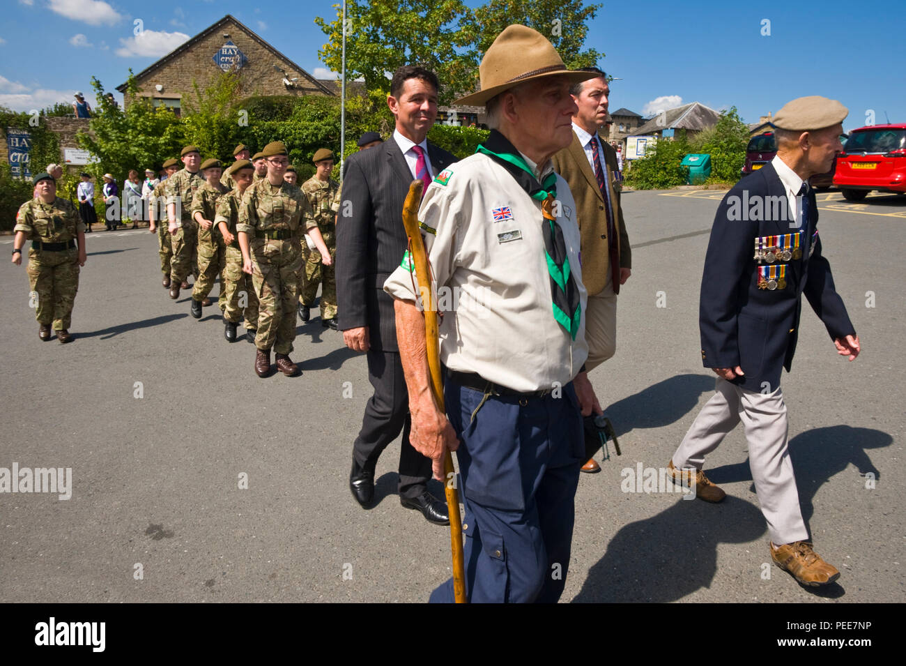 Weltkrieg eine Festveranstaltung Parade an der Hay-on-Wye Powys Wales UK Stockfoto