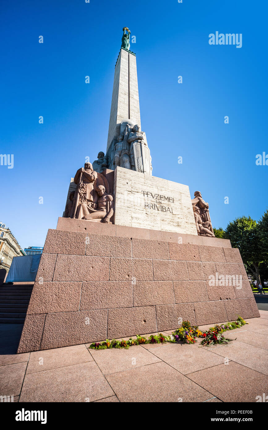 Freiheitsdenkmal, Milda, im Zentrum von Riga, der Hauptstadt Lettlands. Riga ist Europäische Kulturhauptstadt 2014 Stockfoto