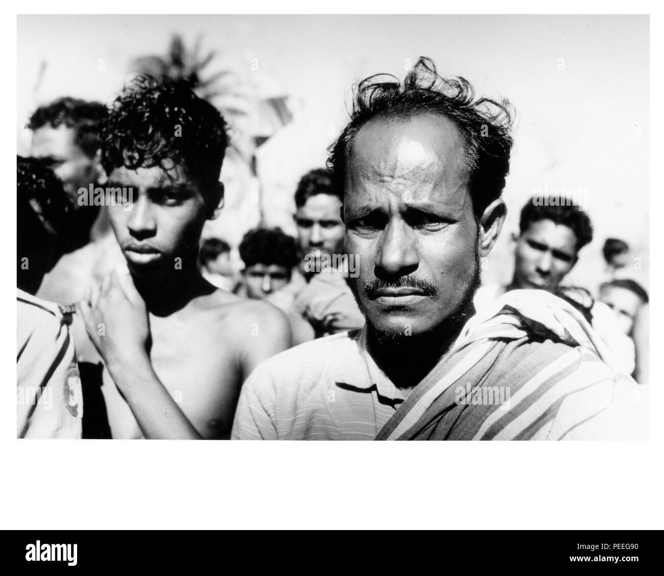 Die Vereinigten Staaten durch die Agentur für Internationale Entwicklung, hat eine massive Anstrengungen Hilfsgüter in die verwüsteten Gebiet im Osten von Pakistan durch den Taifun und der Flutwelle in der Mitte getroffen wurde, zu hetzen - November. Beihilfen, zusammen mit anderen US-amerikanischen freiwilligen Agenturen, gespendete Lebensmittel, Kleidung, Medikamente, Decken, Wasserreinigungstabletten und persönliche Hygiene Kits. Die Überlebenden der Tragödie benötigen dringend Hilfe in Form von Lebensmitteln und Kleidung. Us-Hilfe sofort gebracht, aber vorübergehende Lösungen für langfristige Probleme. Weitere Anstrengungen müssen unternommen werden, um die Überlebenden zu rehabilitieren Stockfoto