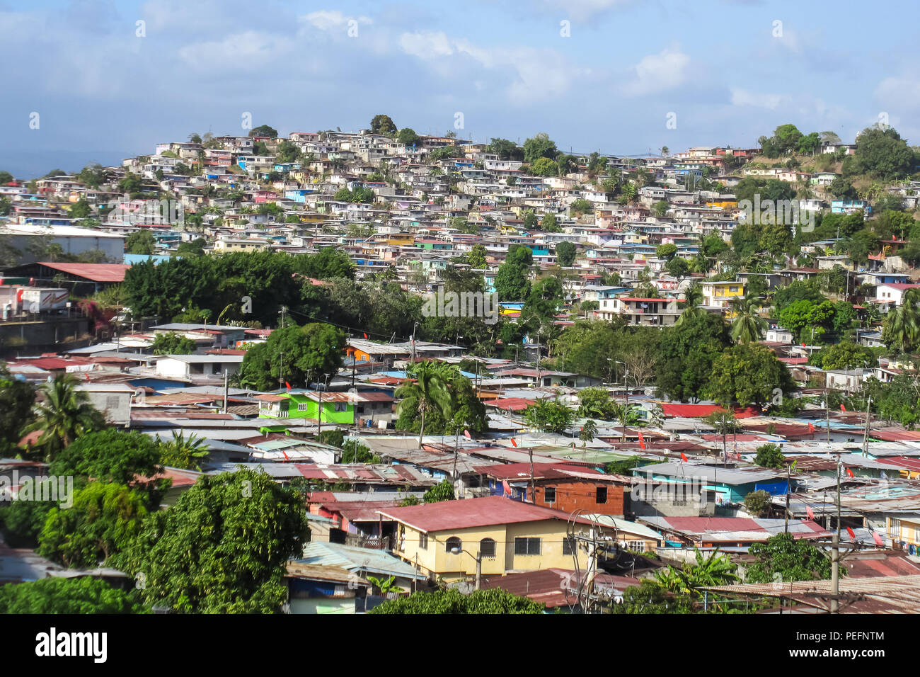Eine Ansicht eines klassischen Nachbarschaft in San Miguelito, einer der am meisten bevölkerten Distrikt von Panama Stockfoto