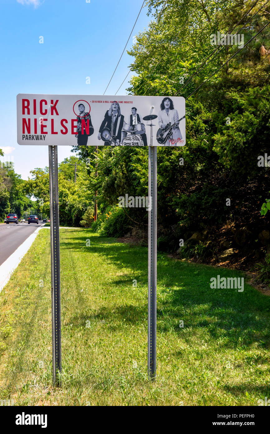 Ein straßenschild für Rick Nielsen in Rockford, Illinois Stockfoto