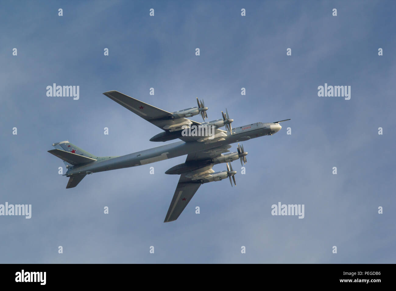 Kasan, Russische Föderation - August 2018 - Rede von militärischen Flugzeugen, air show" wähle ich den Himmel' Stockfoto