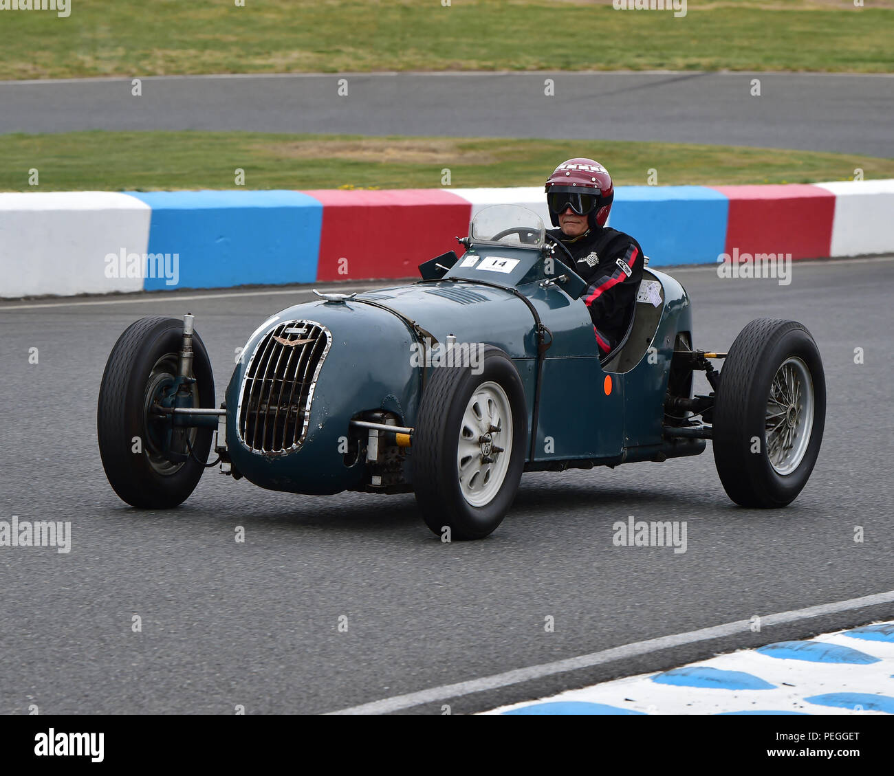 Colin Warrington, Alta Norris, Bob Gerard Memorial Trophy, Robert Ashley, Brooklands und Goddard Trophy für Pre-1961 Rennwagen, VSCC, F Stockfoto