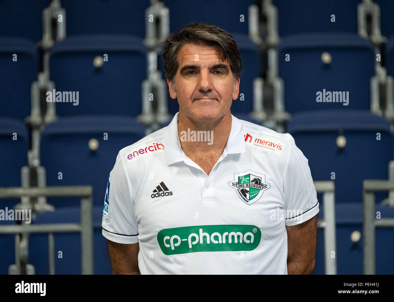 14. August 2018, Deutschland, Hannover, Handball, Bundesliga, Foto, TSV Hanover-Burgdorf 'Die Recken' für die Saison 2018/19 in der TUI Arena: Hannovers Trainer Antonio Carlos Ortega. Foto: Peter Steffen/dpa Stockfoto