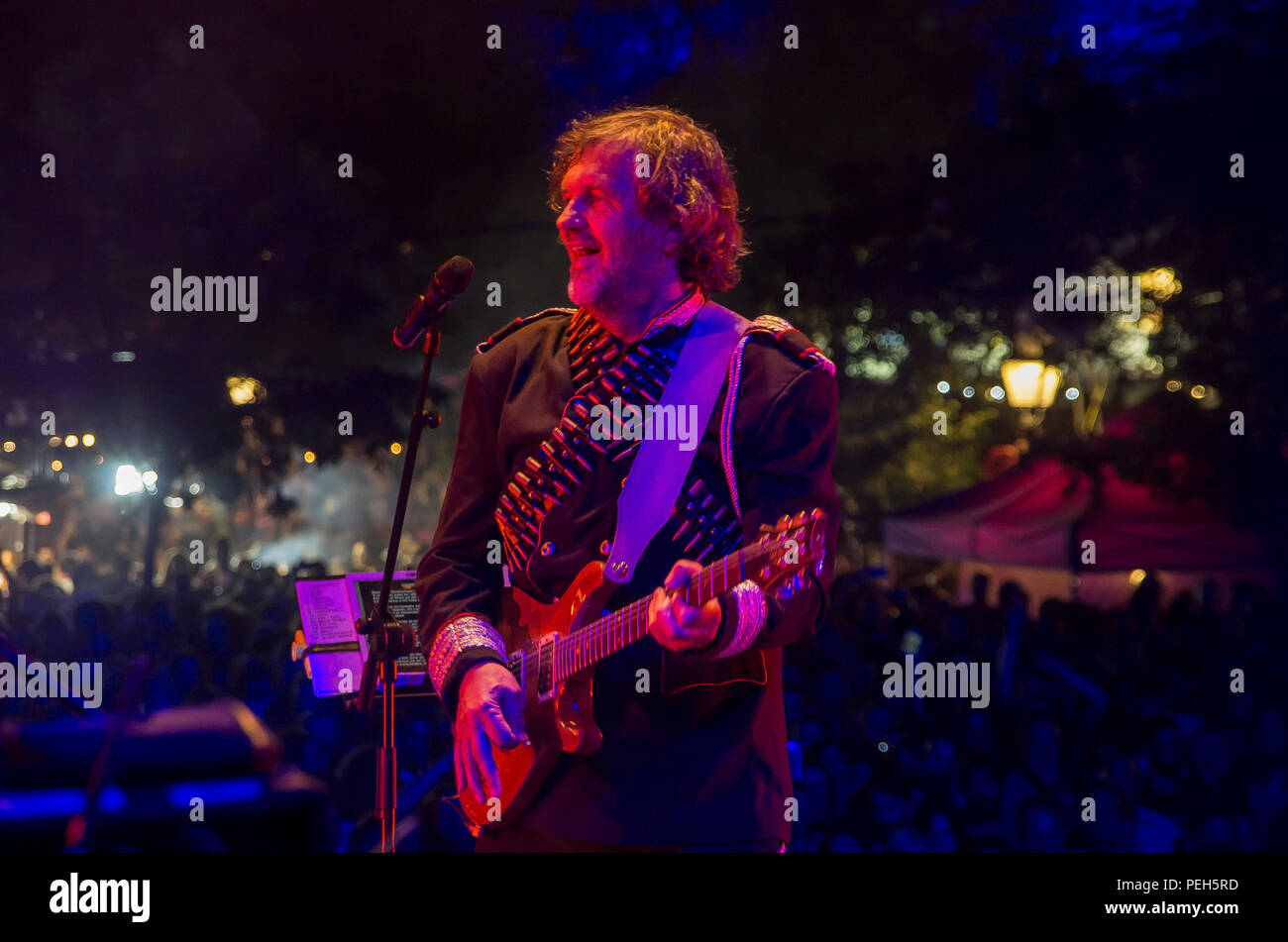 Madrid, Spanien. 14. Aug 2018. Regisseur, Sänger und Musiker Emir Kusturica live bei "Fiestas de la Paloma" in Madrid Quelle: Lora Grigorova/Alamy leben Nachrichten Stockfoto