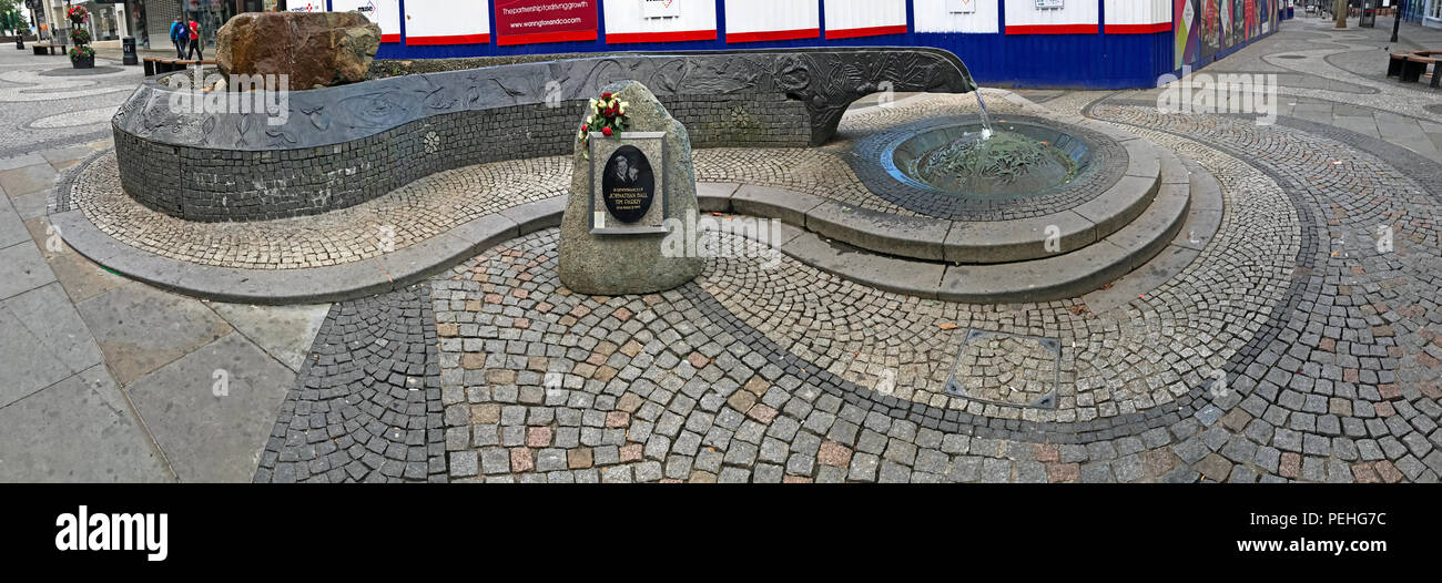 Der Fluss des Lebens Memorial Bridge St, Warrington, Cheshire, North West England, Großbritannien Stockfoto