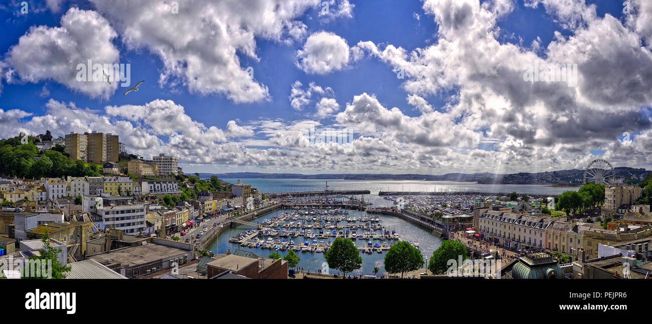 De - DEVONSHIRE: Panoramablick auf den Hafen und die Stadt Torquay besetzt (HDR-Bild) Stockfoto