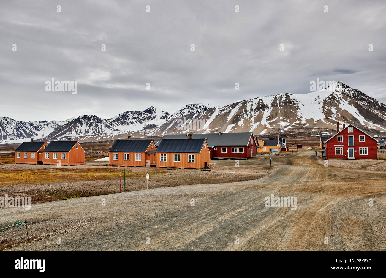 Gebäude der nördlichsten Zivilen und funktionale Siedlung Ny-Ålesund, Spitzbergen oder Spitzbergen, Europa Stockfoto
