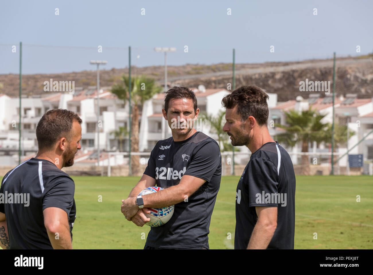 Frank James Lampard, OBE, Manager von Derby County Football Club, mit Chris Jones, Jody Morris während der Saison Ausbildung in Teneriffa Stockfoto