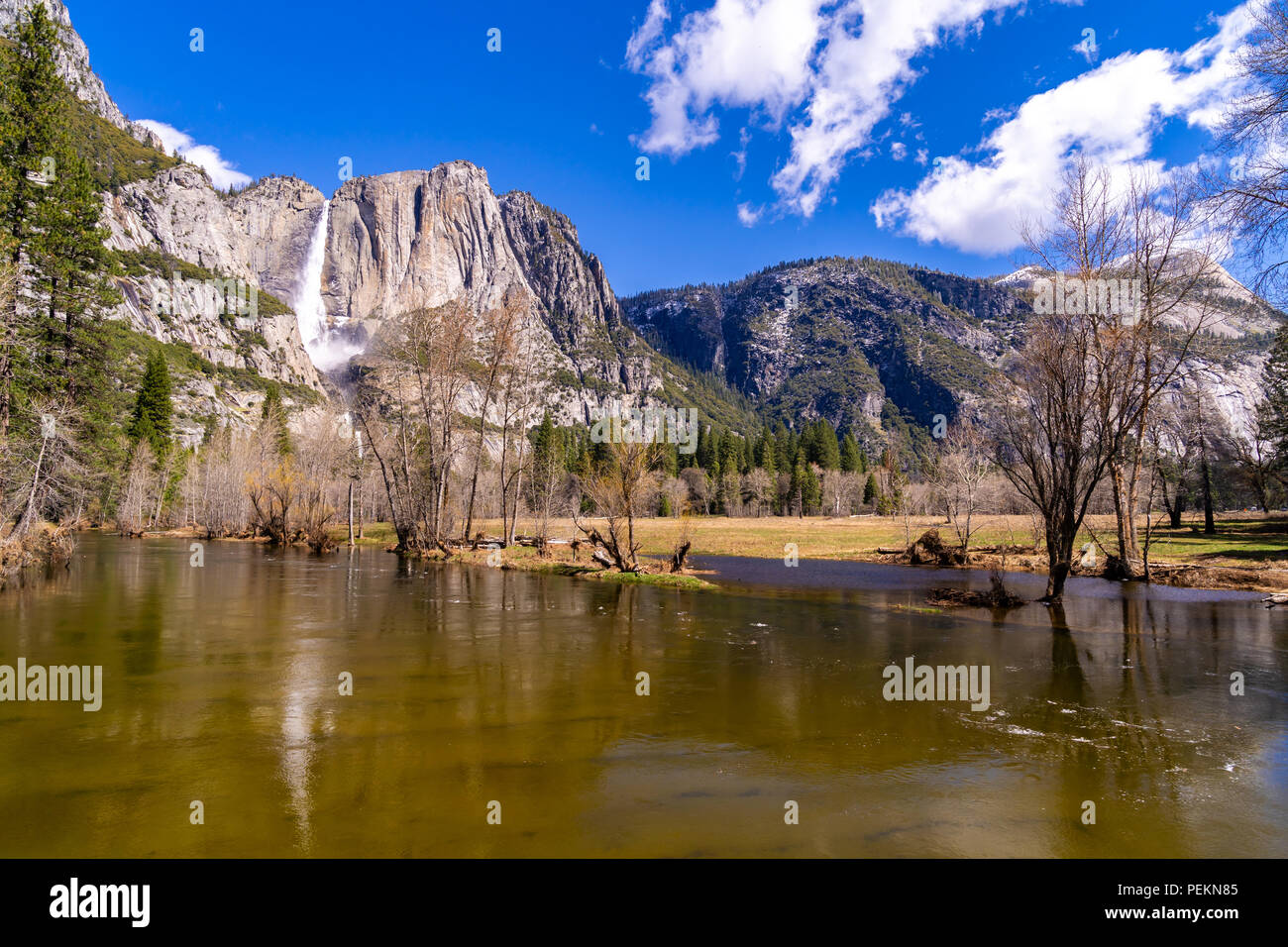 Yosemite Valley National Park Von Swinging Bridge Yosemite