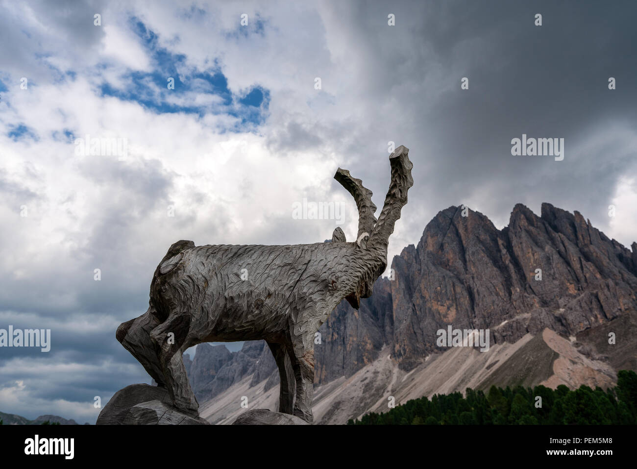 Blick auf die Geisler, Dolomiten. Stockfoto