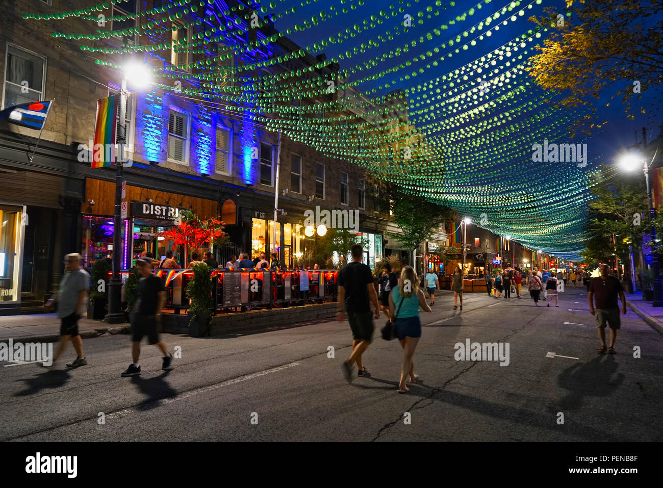 Montreal, Kanada, 15. August 2018. die Menschen entlang gay Montreal's Dorf. Credit: Mario Beauregard/Alamy leben Nachrichten Stockfoto