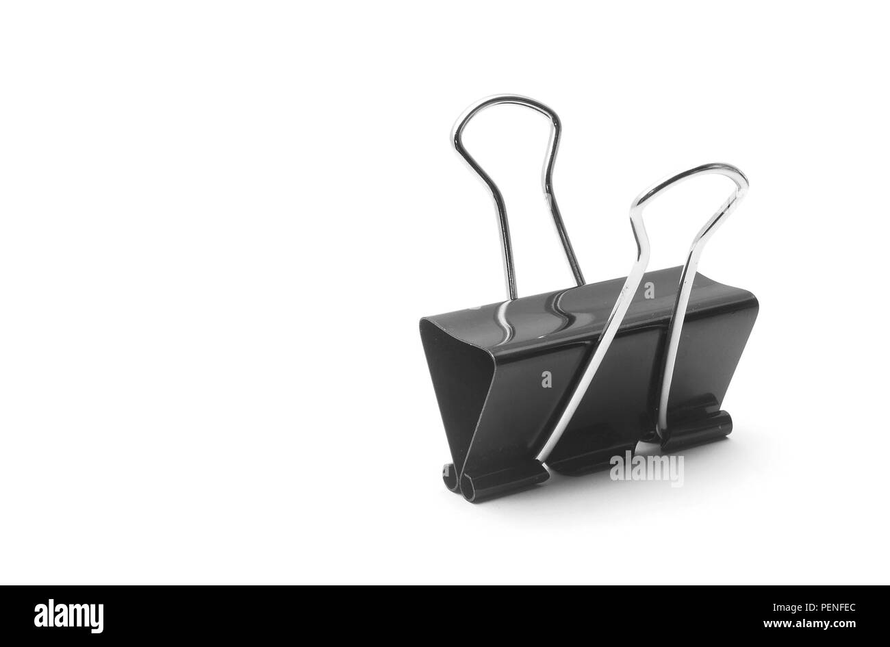 Binder clip isoliert auf weißem Stockfoto