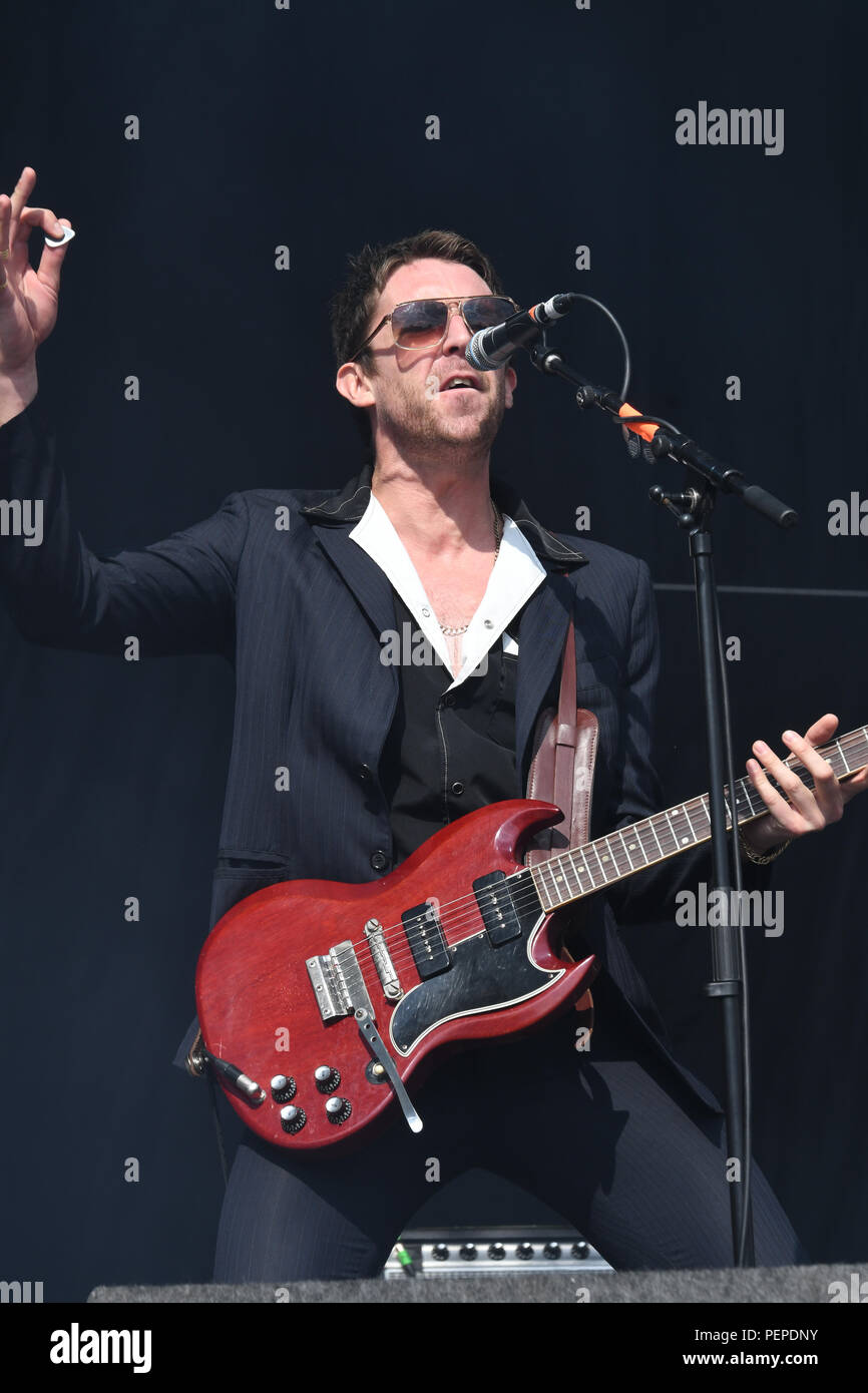 Chelmsford, Großbritannien. 17. Aug 2018. Miles Kane in RiZE Festival 2018 im Hylands Park, Chelmsford am 17. August 2018, UK. Bild Capital/Alamy leben Nachrichten Stockfoto