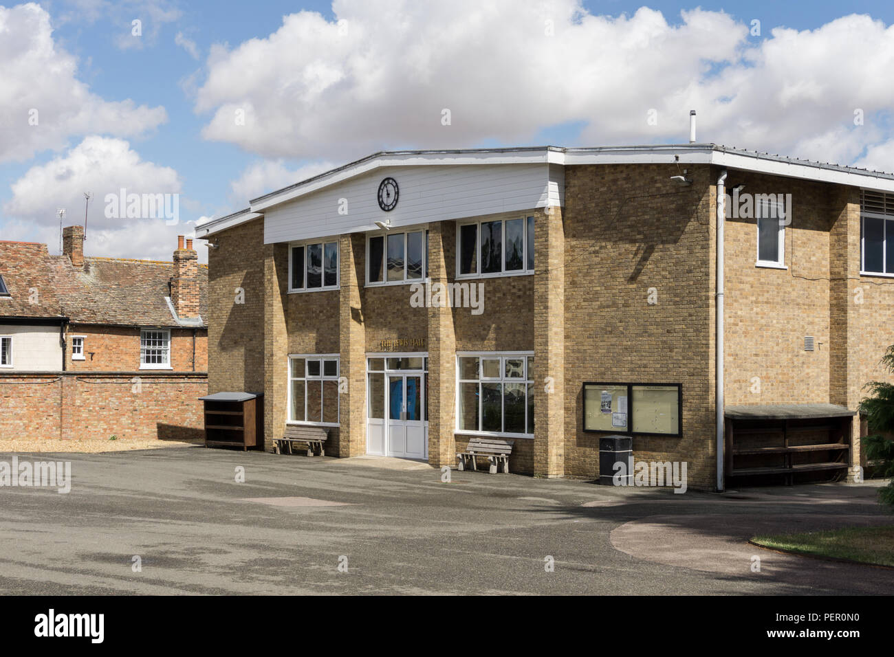 Die Lewis Halle auf dem Gelände der Schule, kimbolton Kimbolton, UK; es beherbergt bedeutende Konzerte und musikalische Produktionen für die Schule. Stockfoto
