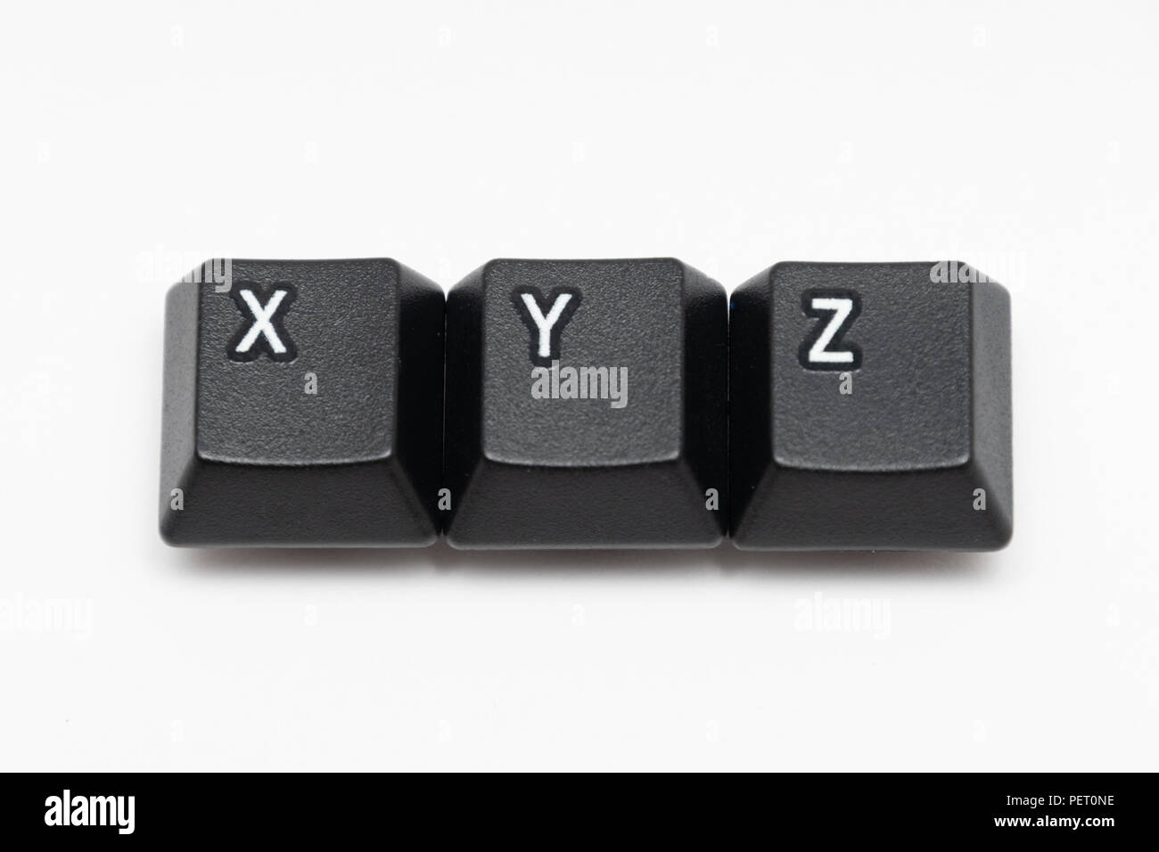 Einzelnen schwarzen Tasten der Tastatur mit verschiedenen Buchstaben Stockfoto