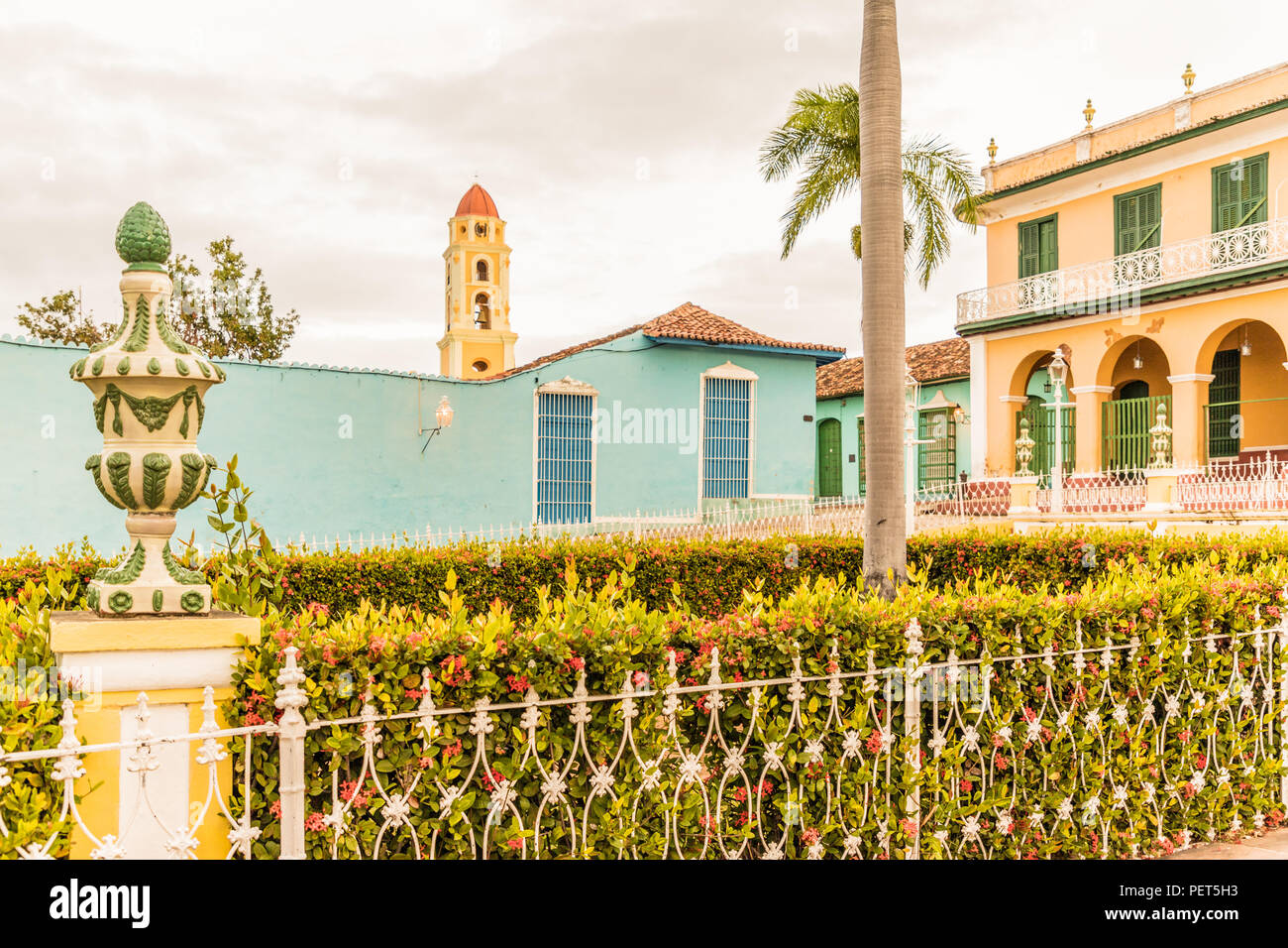 Eine typische Ansicht der Plaza Mayor in Trinidad in Kuba. Stockfoto