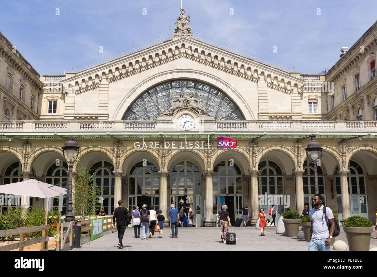 Paris Gare de l'Est - Äußere der Bahnhof Gare de l'Est in Paris, Frankreich, Europa. Stockfoto