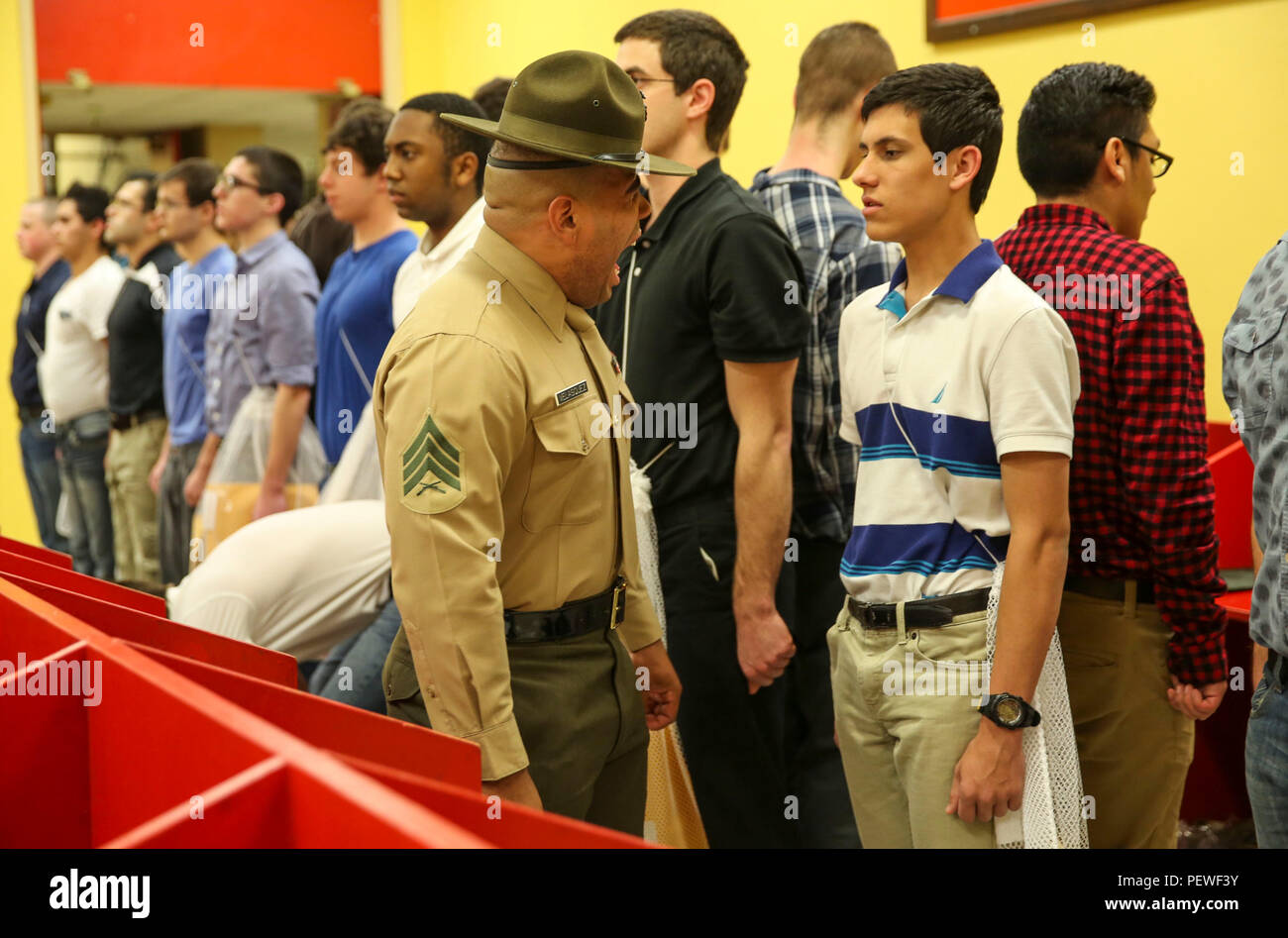 Drill sergeant sagt Fotos und Bildmaterial in hoher Aufl??sung Alamy