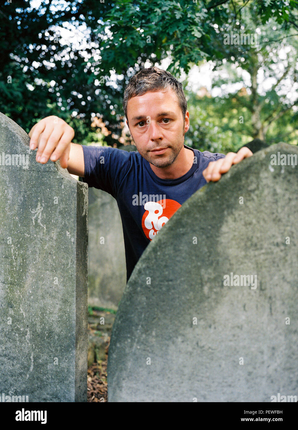 Portrait des Musikers Baxter Dury (Sohn von Ian Dury) in Hampstead, London Am 15. Juli 2005 fotografiert. Stockfoto