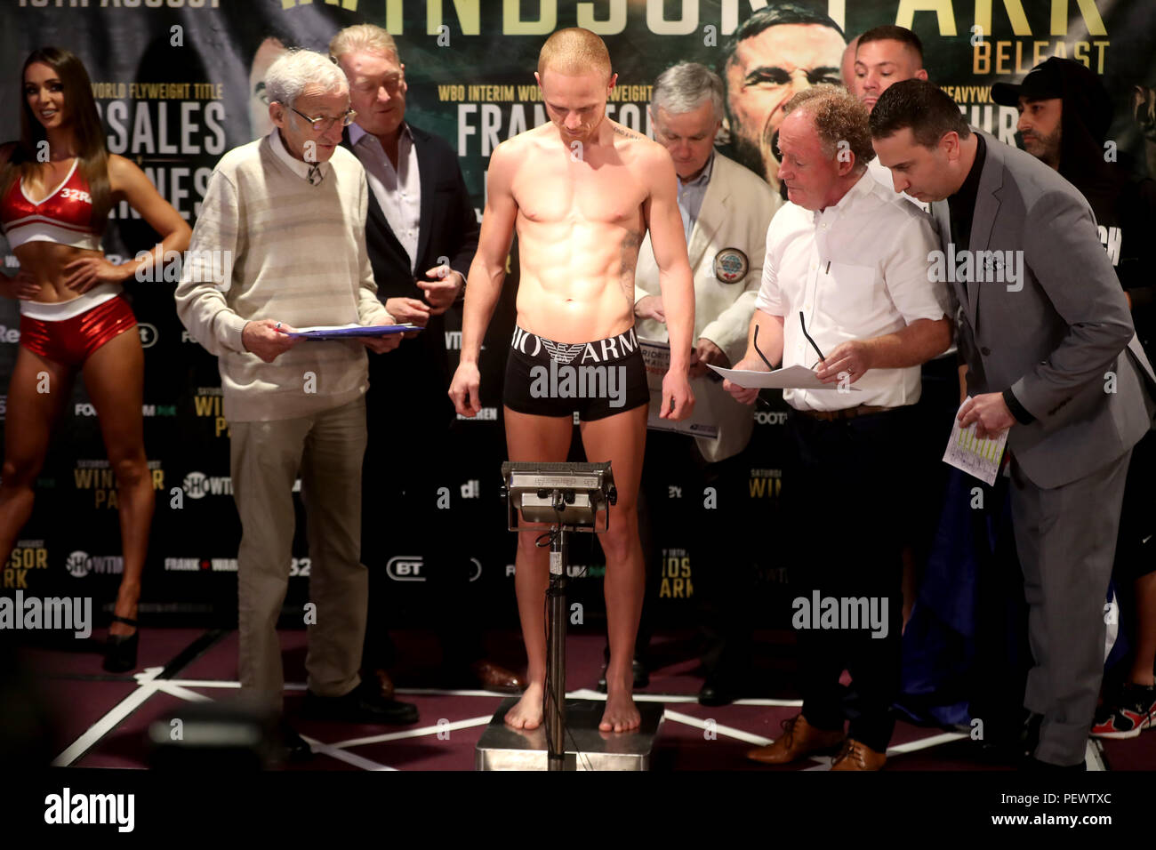 Luke Jackson während der Weigh-in am Europa Hotel, Belfast. Stockfoto