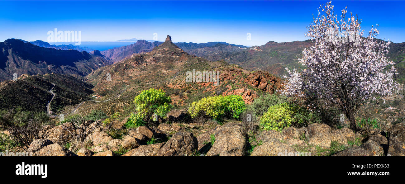 Beeindruckende Roque Bentayga, Panoramaaussicht, Gran Canaria, Spanien. Stockfoto