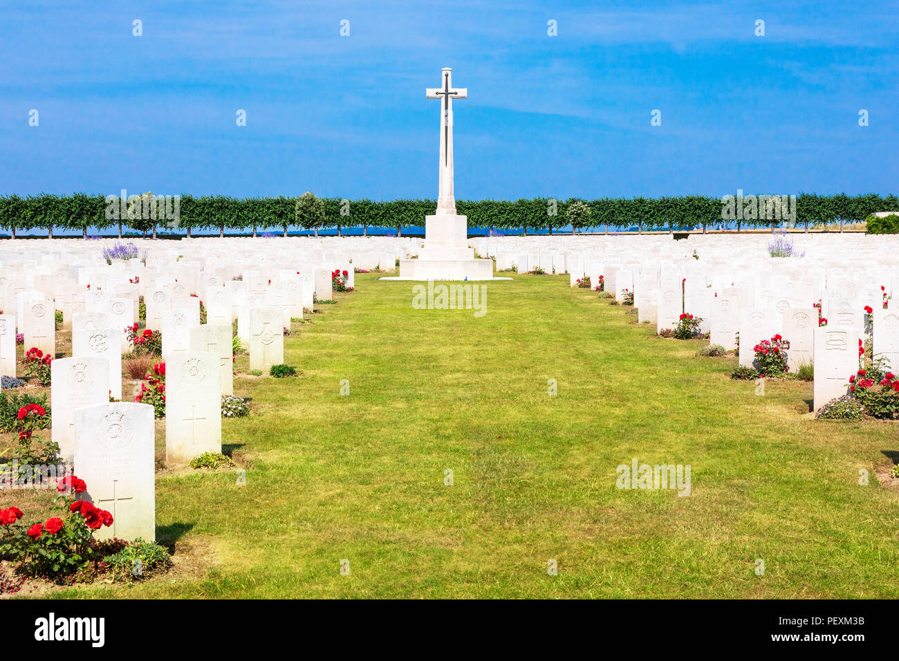 Duisans britischen Soldatenfriedhof, Frankreich, durch den Commonwealth Krieg Kommission, die Begräbnisstätte von 3300 britischen und kanadischen Soldaten gepflegt Stockfoto