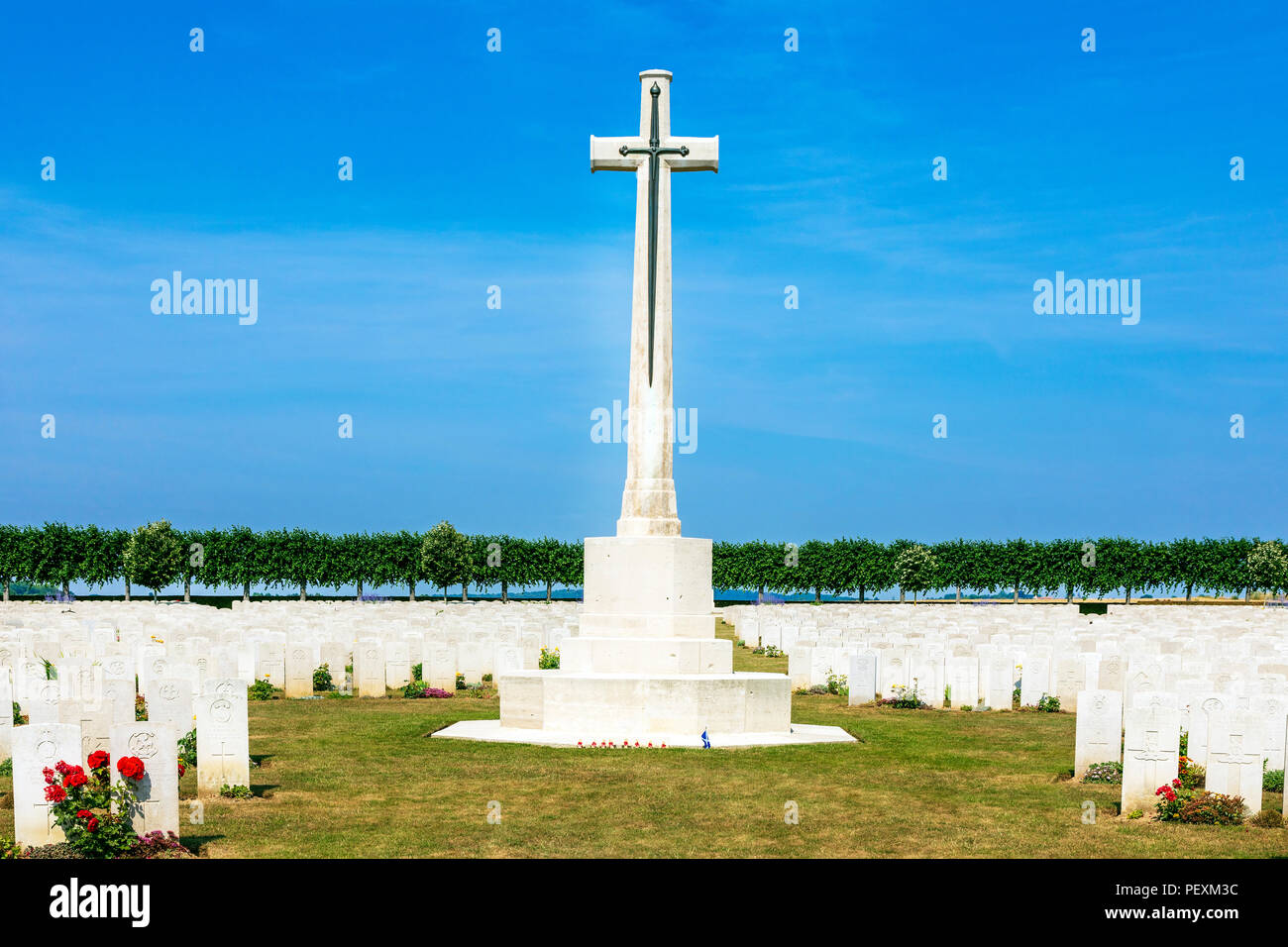 Duisans britischen Soldatenfriedhof, Frankreich, durch den Commonwealth Krieg Kommission, die Begräbnisstätte von 3300 britischen und kanadischen Soldaten gepflegt Stockfoto