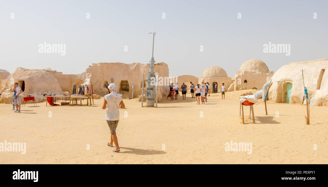 Touristische und alten Star Wars in der Wüste Sahara in der Nähe von Tozeur, Tunesien, Afrika Stockfoto