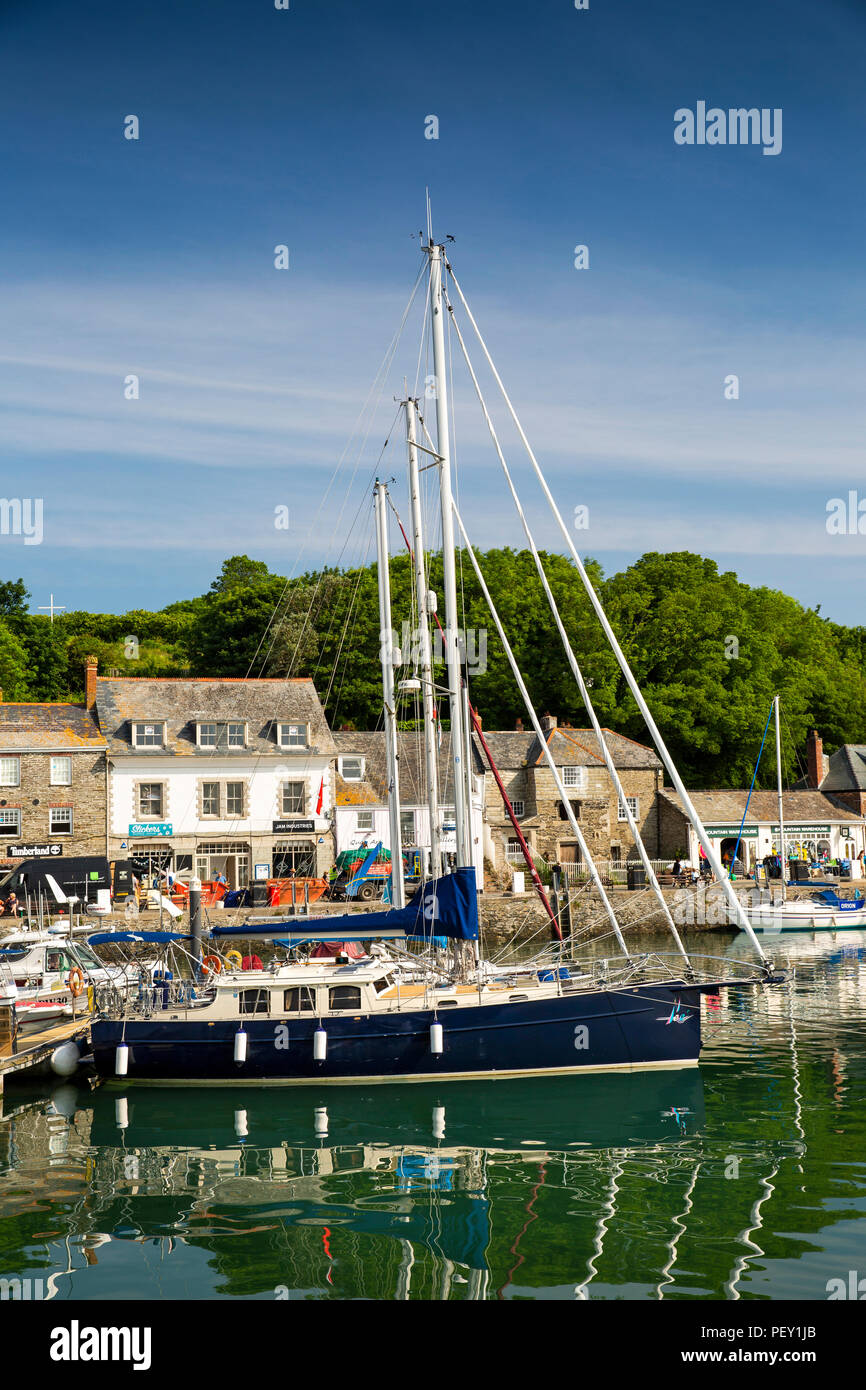 England, Cornwall Padstow, Freizeit Boote im inneren Hafen Stockfoto