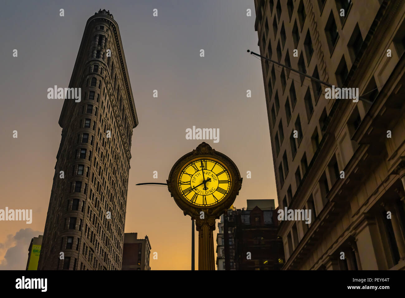 Flatiron District bei Sonnenuntergang. Stockfoto