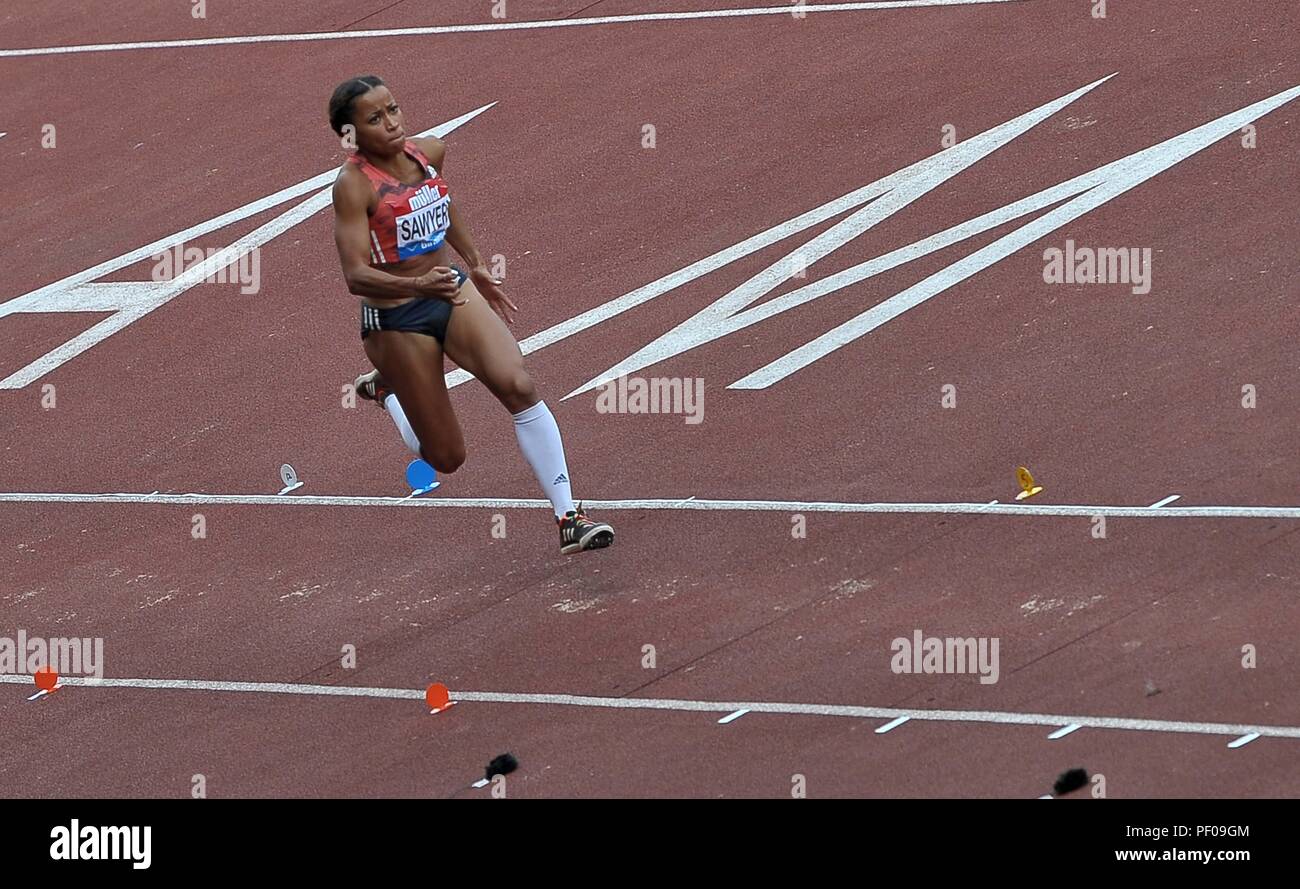 Birmingham, Großbritannien. 18. August 2018. Jazmin Säger (GBR) bis zu den Frauen Weitsprung läuft. Muller Grand Prix Birmingham. Diamond League. Alexander Stadium. Perry Bar. Birmingham. UK. 18.08.2018. Credit: Sport in Bildern/Alamy leben Nachrichten Stockfoto