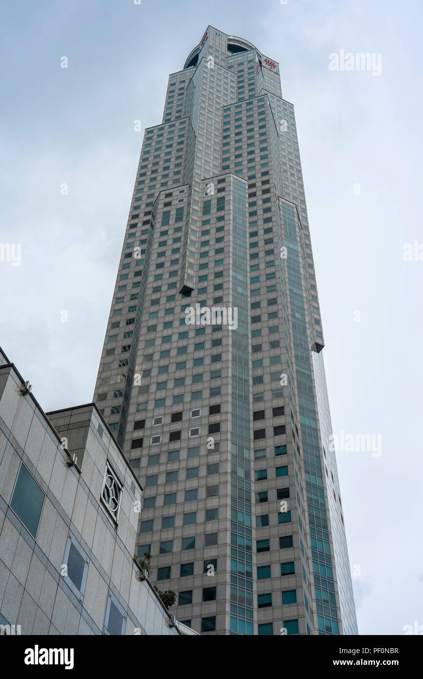 Singapur - 9. August: Skyscraper erreichen für den Himmel. Stockfoto