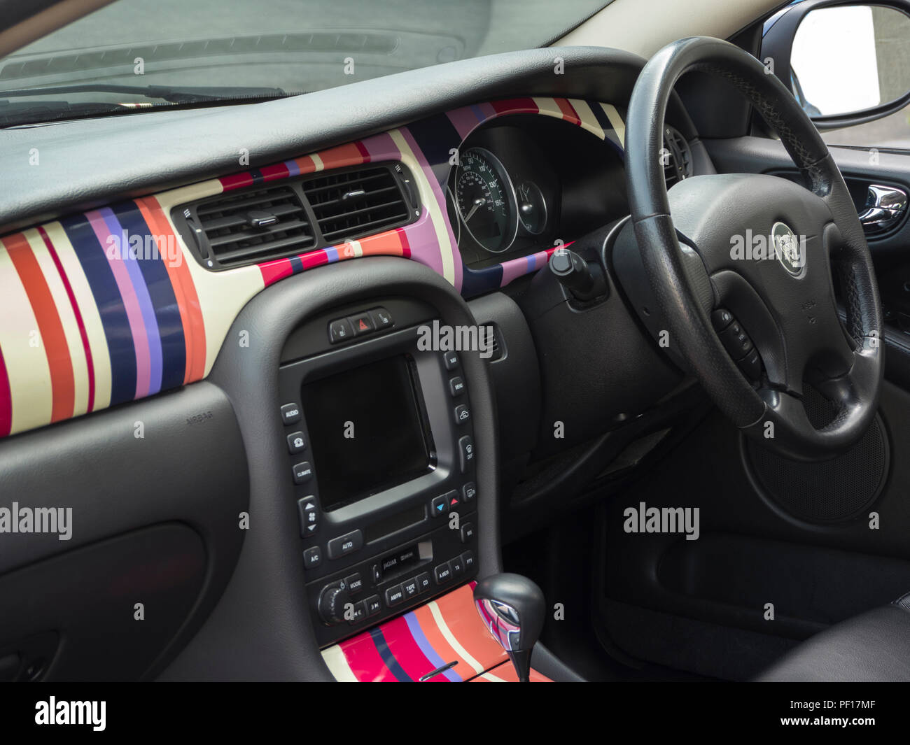 X Typ Jaguar. Paul Smith paint Design Stockfoto