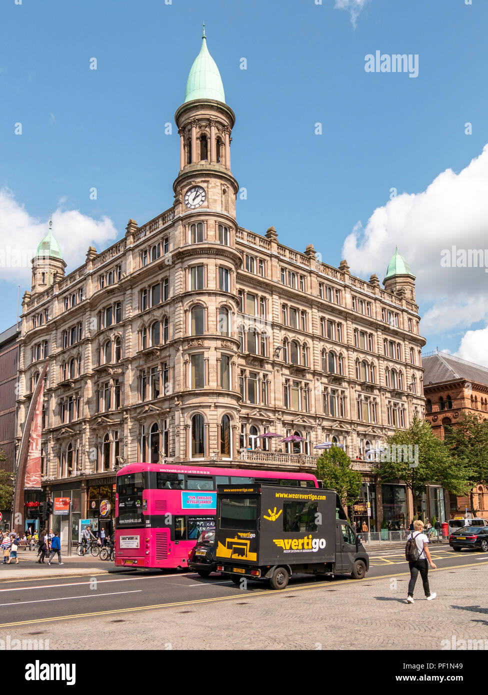 Belfast, Nordirland, Großbritannien - 15 August 2018: Cleaver Gebäude, Donegall Square, Belfast, ursprünglich Robinson und Cleaver Kaufhaus Stockfoto