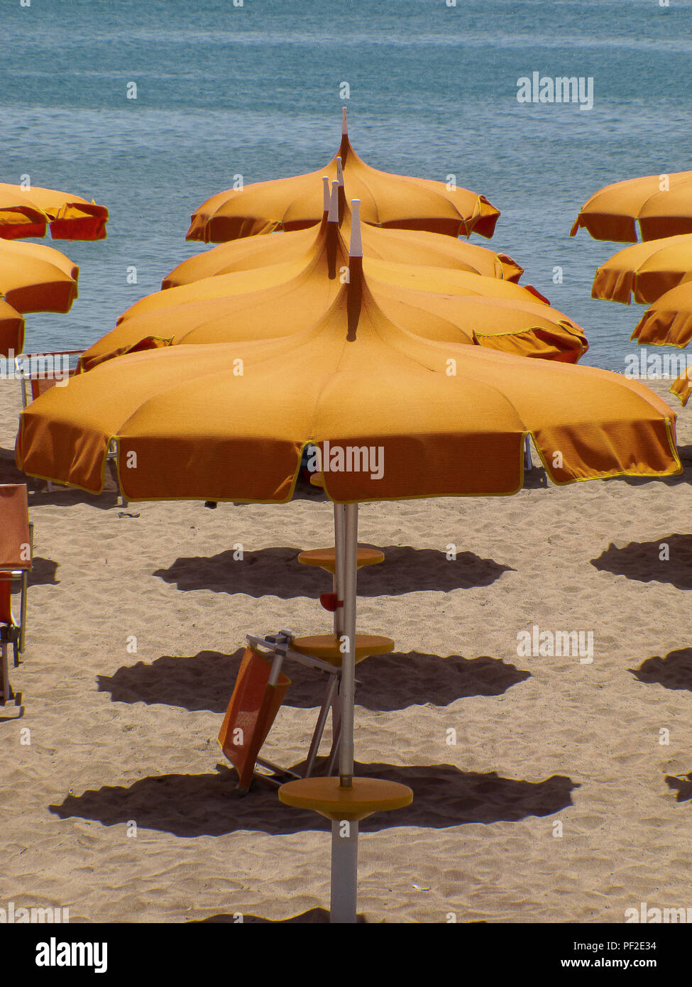 Spitze strandschirme Fotos und Bildmaterial in hoher Auflösung Alamy