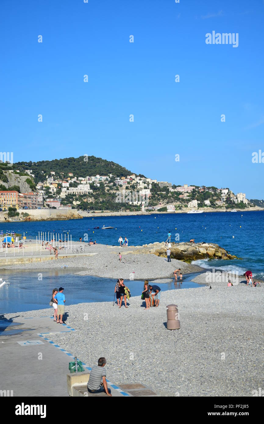 Die Plage Beau Rivage auf der Promenade des Anglais in Nizza, Frankreich Stockfoto