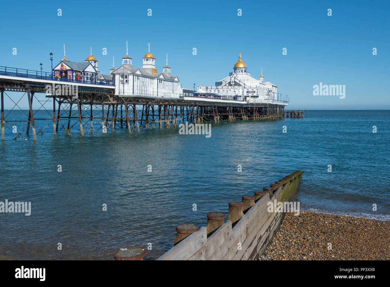 Eastbourne Pier, in der Grafschaft East Sussex an der Südküste von England in Großbritannien. Stockfoto