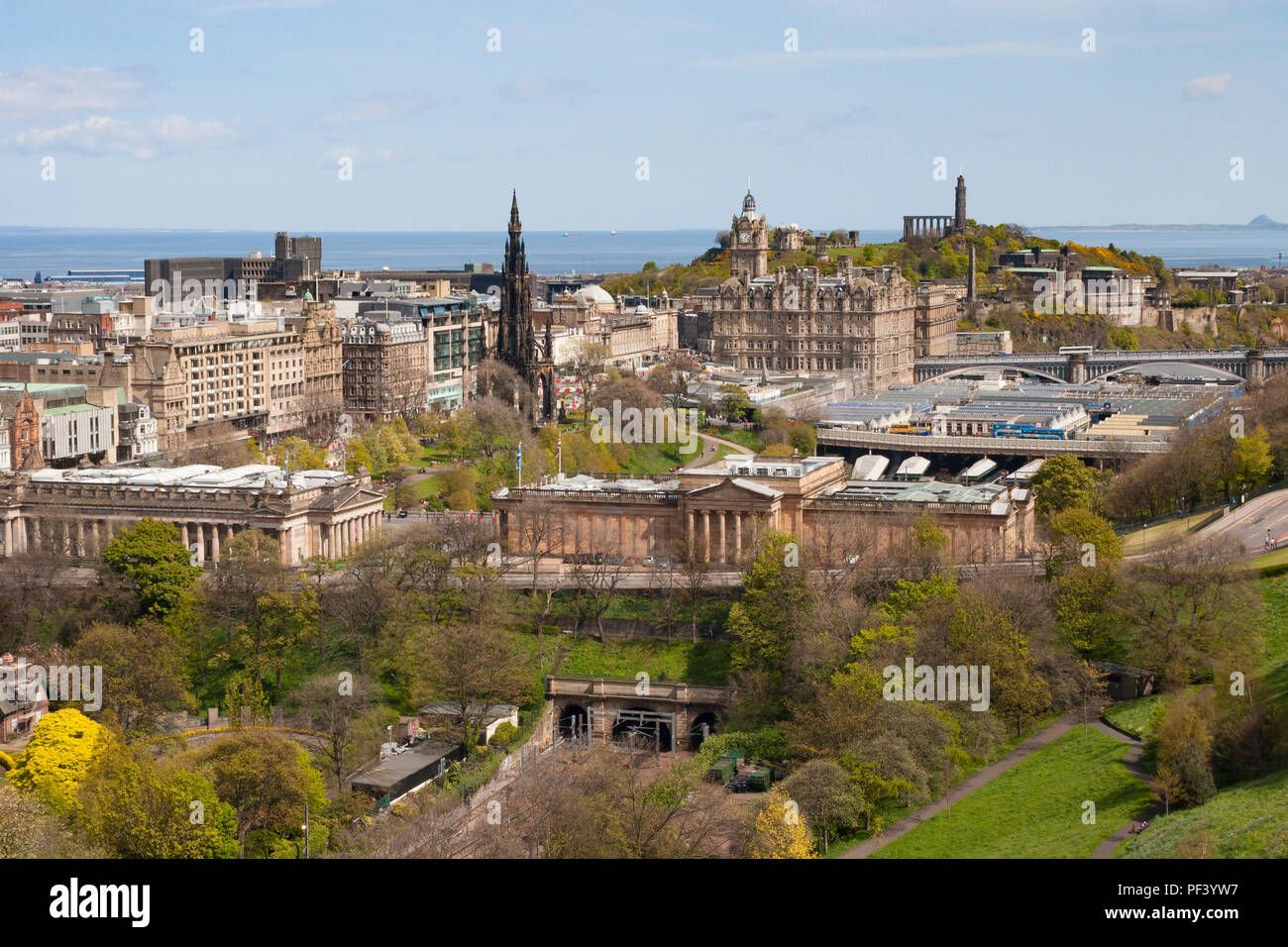 Luftaufnahme über Edinburgh vom Edinburgh Castle Stockfoto