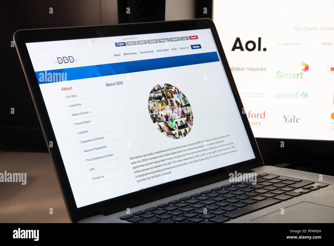 Mailand, Italien - 15 August, 2018: Digitale Daten NGO Homepage unterteilen. Digitale Kluft Daten Logo sichtbar. Stockfoto
