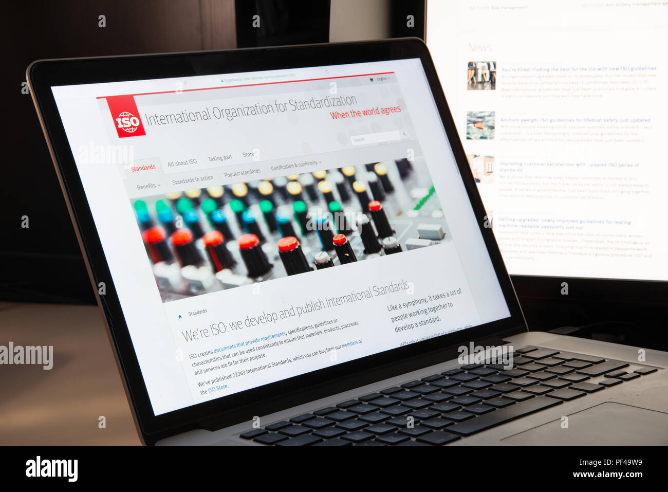 Mailand, Italien - 15 August 2018: ISO - Internationale Organisation für Normung NRO-Homepage. ISO - Internationale Organisation für Standa Stockfoto