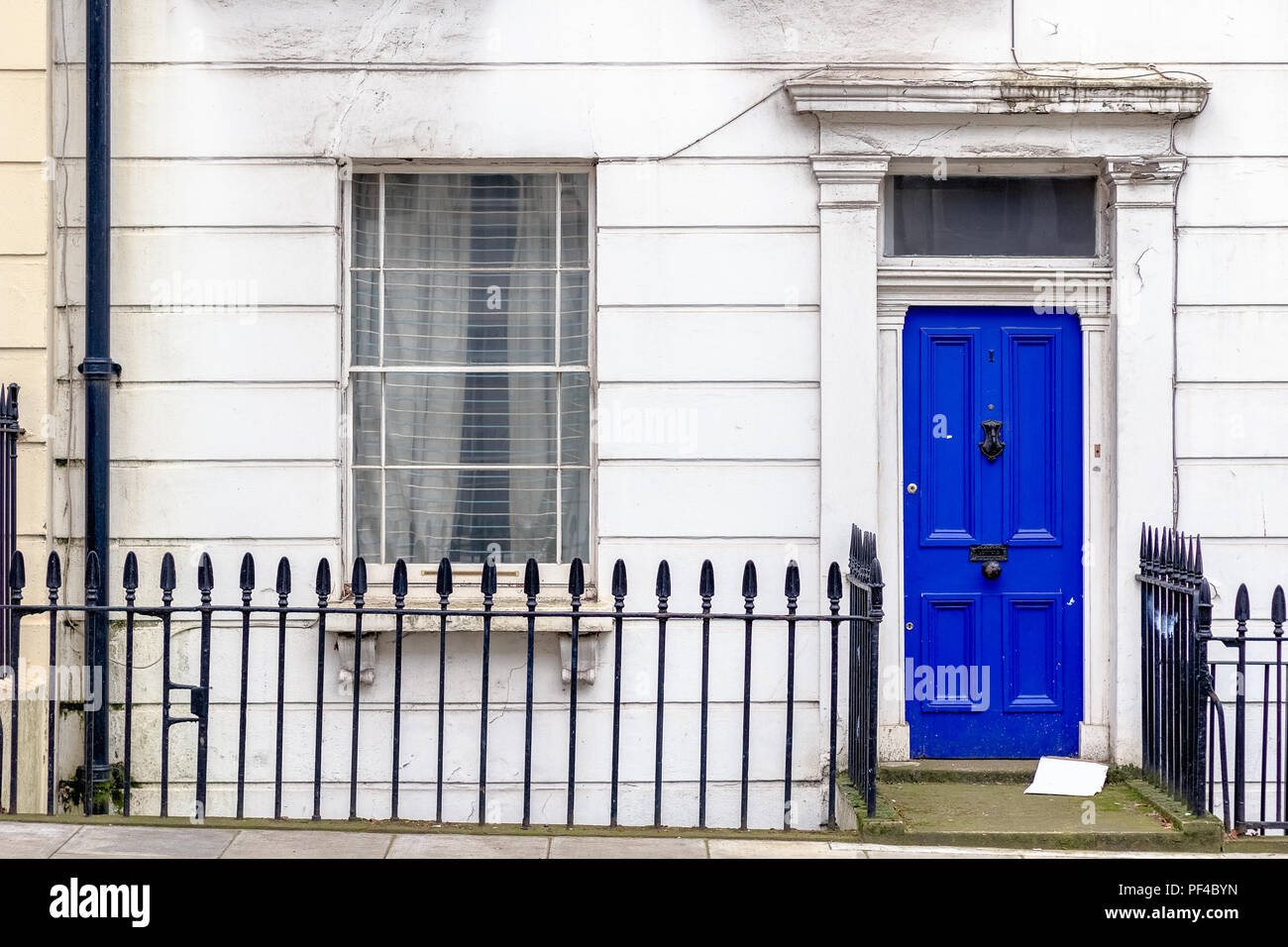 Vordere Tür des Georgian House in London City Stockfoto