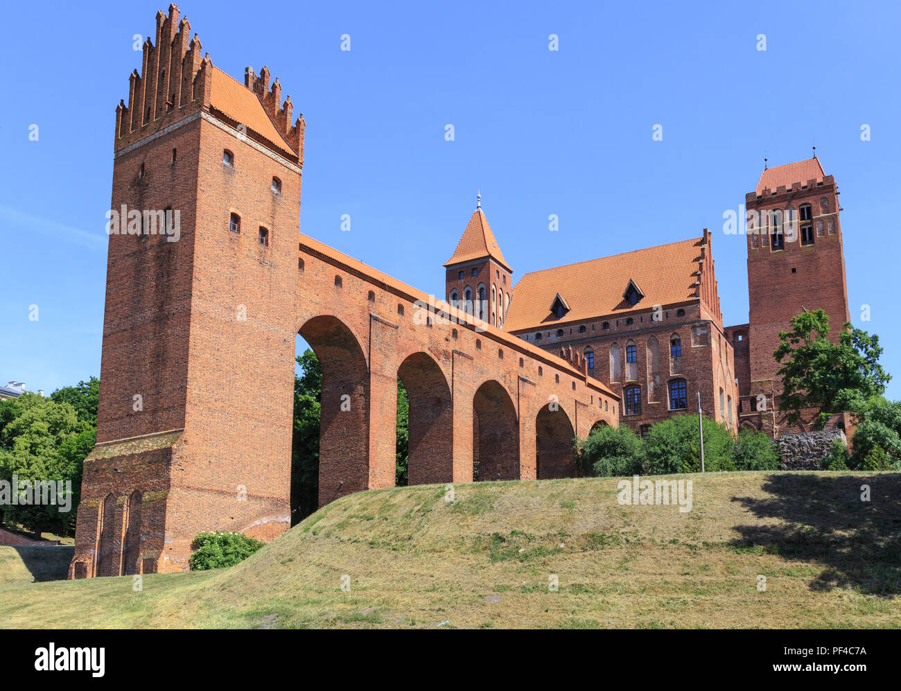 Marienwerder in Danzig, Pommern, Polen - einer mittelalterlichen Burg des Deutschen Ordens und eine Kathedrale. Burg hat eine charakteristic dansker - eine Toilette, Stockfoto