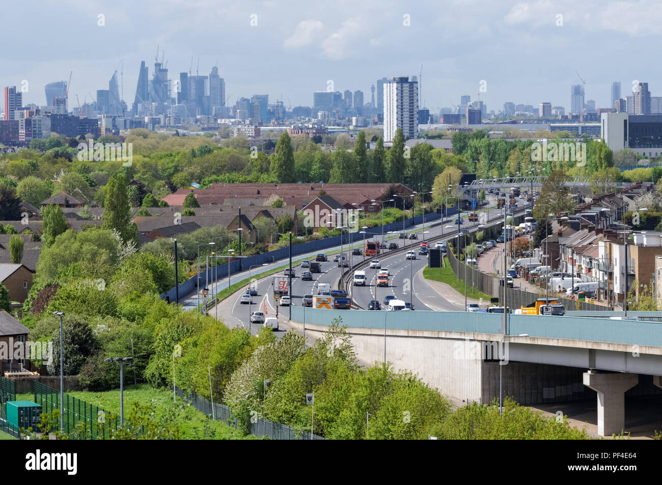 Blick über Newham Way Road und Beckton in der City von London, England, Vereinigtes Königreich, Großbritannien Stockfoto