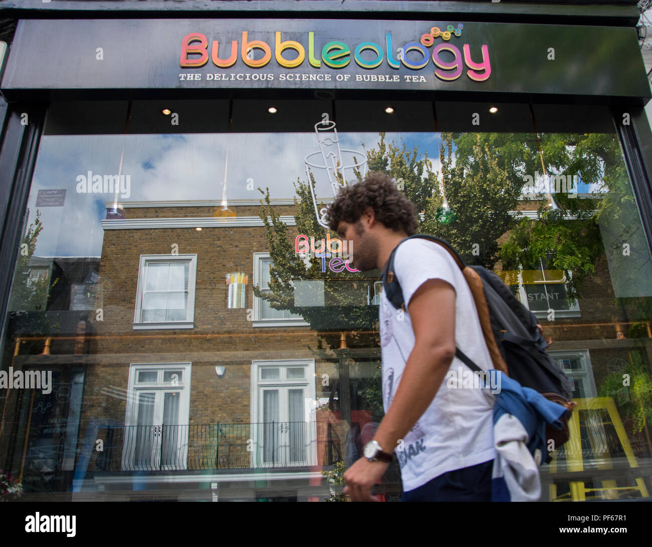 Bubble tea chain Fotos und Bildmaterial in hoher Auflösung Alamy