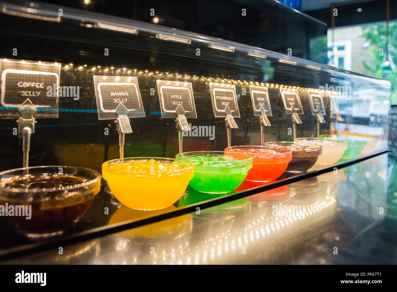 Bubbleology Bubble Tea shop auf Pembridge Road, Notting Hill Gate