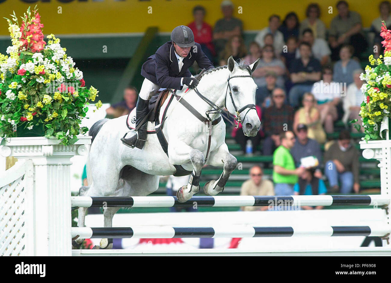 Die Nationalen, Spruce Meadows Juni 2002, John Pearce (können), Demeure Stockfoto
